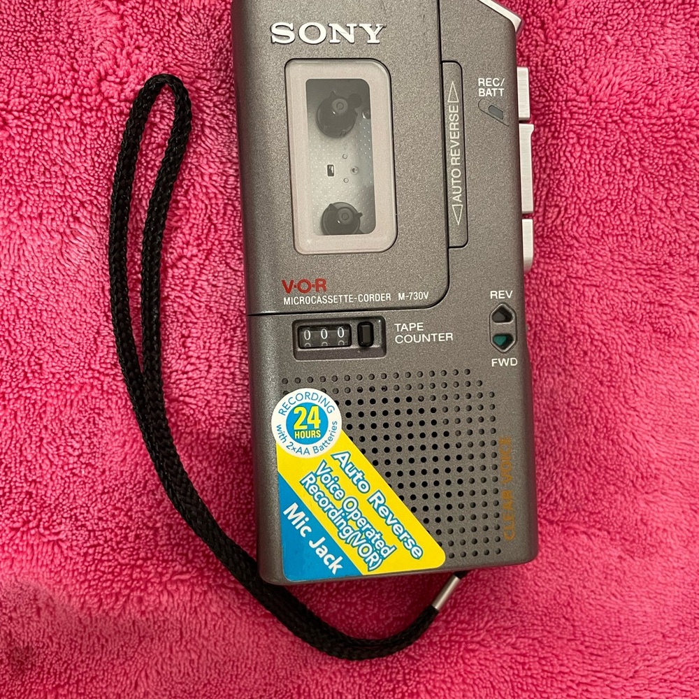 New, Sony microcassette recorder VOR M-730V. Not in box but new